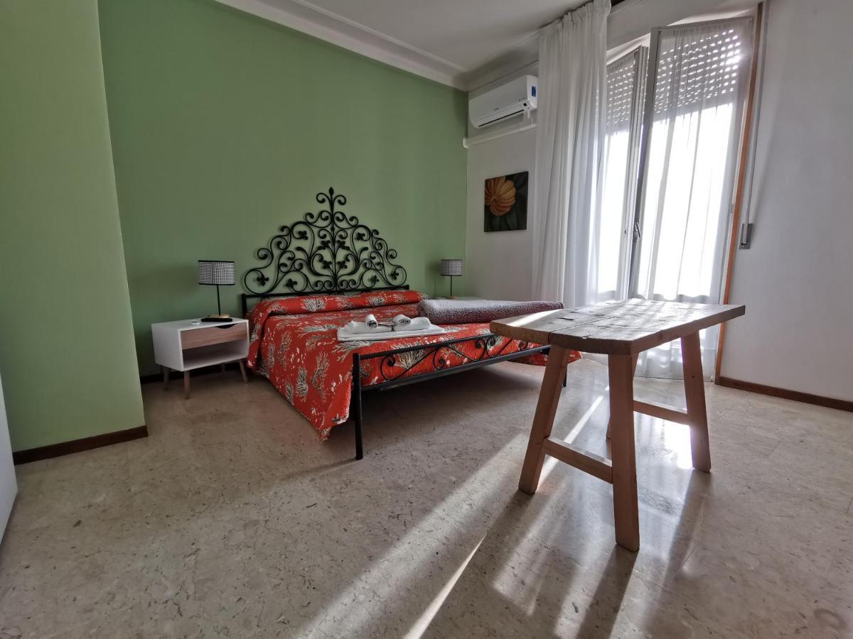 B&B Ospedale Maggiore Parma Affittacamere Buitenkant foto