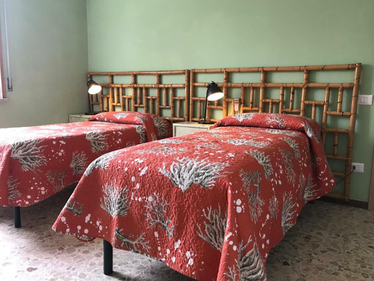 B&B Ospedale Maggiore Parma Affittacamere Buitenkant foto